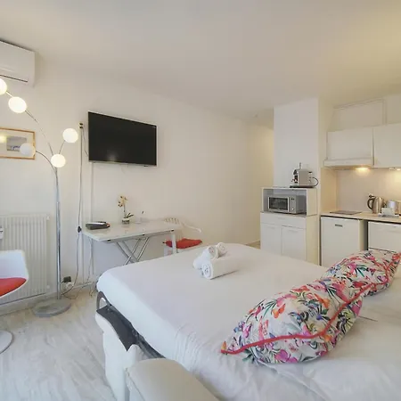 Frgk Victoria 3 1br Terrace, Ac & Ultra-fast Wi-fi * Cannes