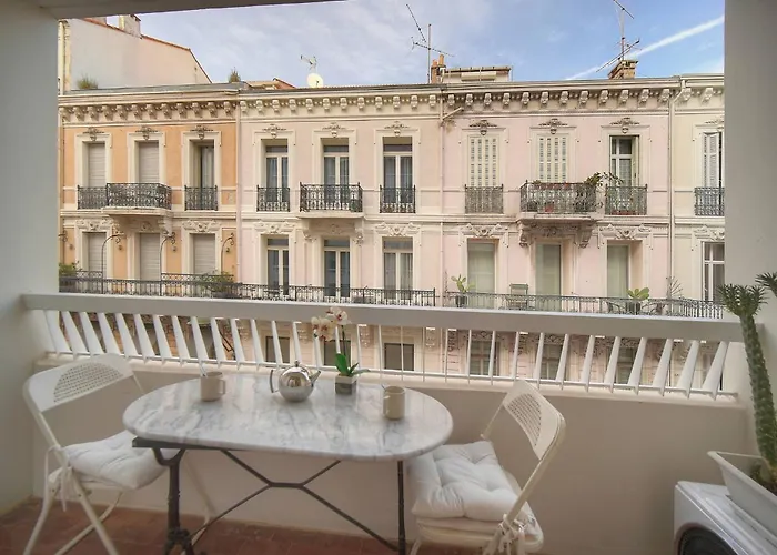 Frgk Victoria 3 1br Terrace, Ac & Ultra-fast Wi-fi كان