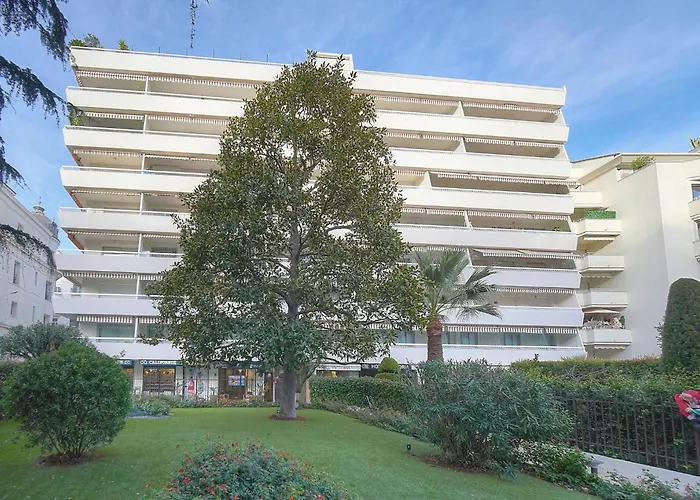 Frgk Victoria 3 1br Terrace, Ac & Ultra-fast Wi-fi شقة
