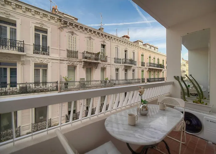 Frgk Victoria 3 1br Terrace, Ac & Ultra-fast Wi-fi