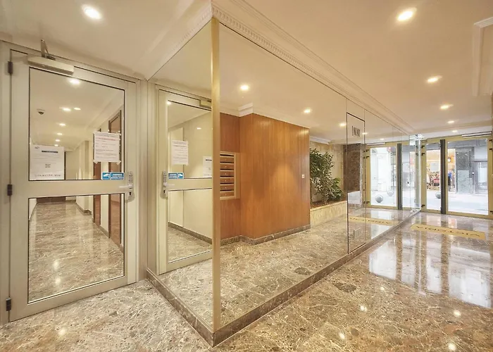 Frgk Victoria 3 1br Terrace, Ac & Ultra-fast Wi-fi شقة كان