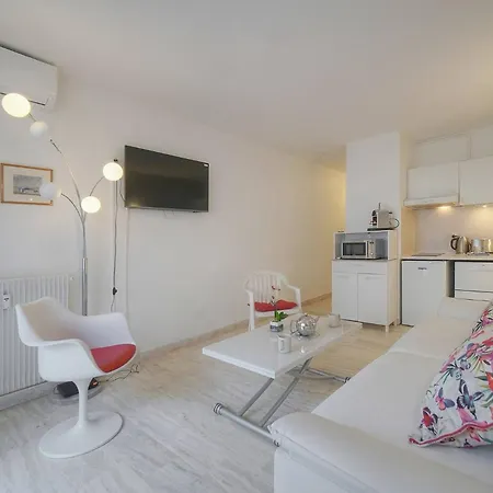 Daire Frgk Victoria 3 Terrace, Ac & Ultra-fast Wi-fi *
